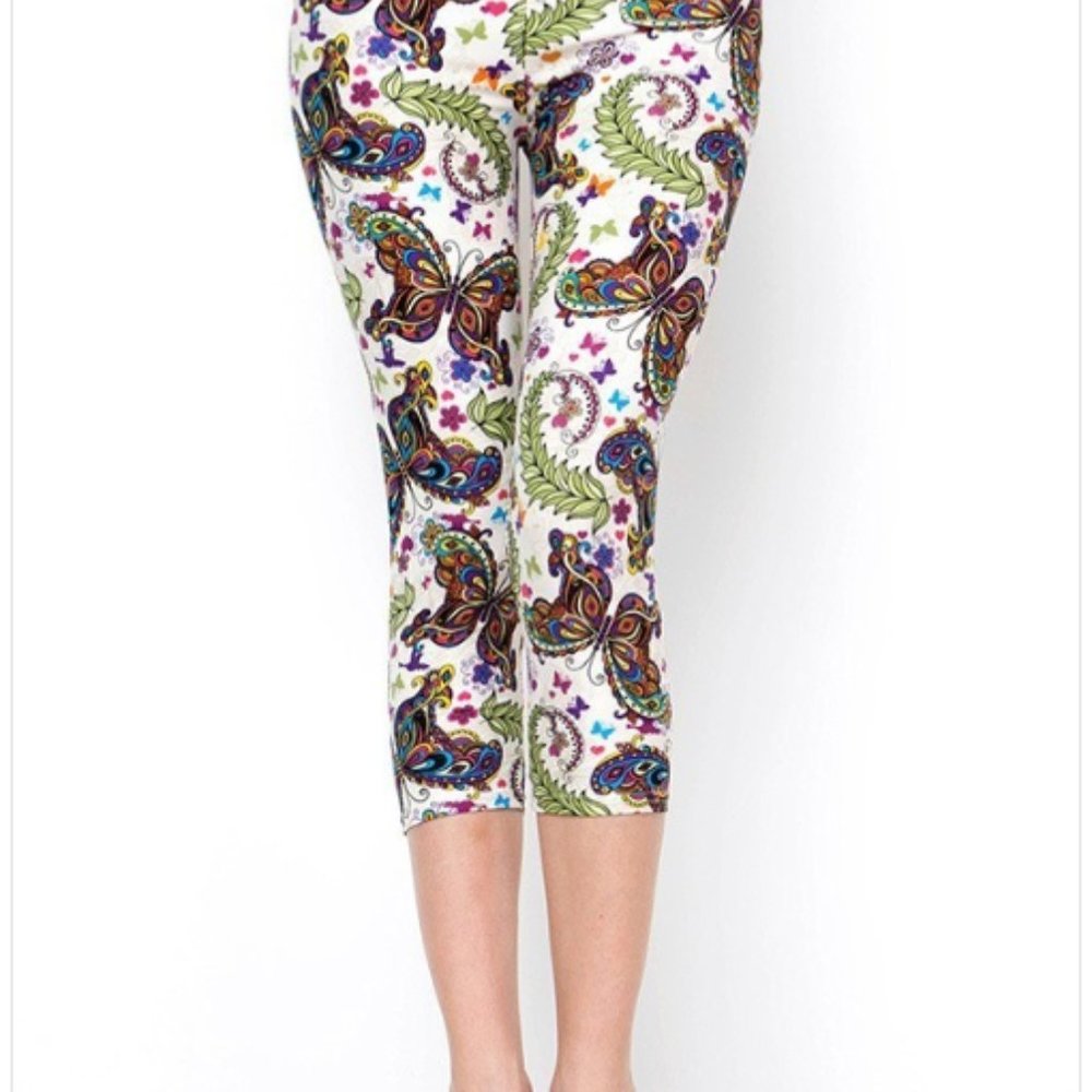 any 3/$25  Butterfly Kaleidoscope Capris NWT Boho